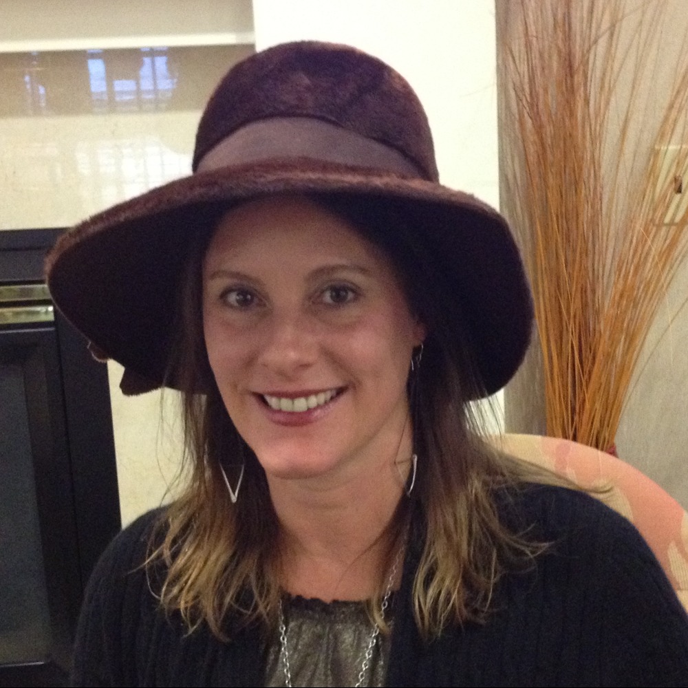 Meet your Posher, Suzanne